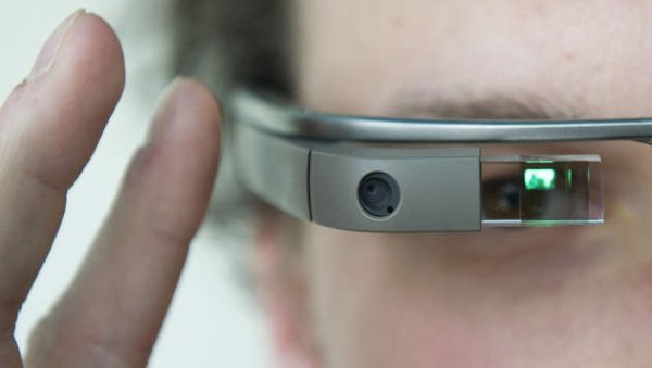 Hacking Google Glass with QR Code to sniff data