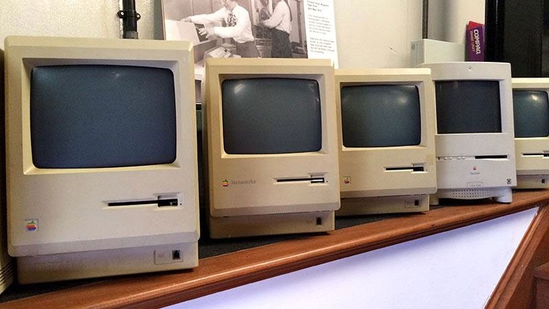 ครบรอบ 30 ปี คอมพิวเตอร์ Macintosh