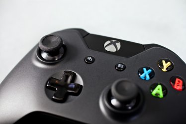 Microsoft ปรับลดราคา Xbox One ใน UK เหลือ £399.99