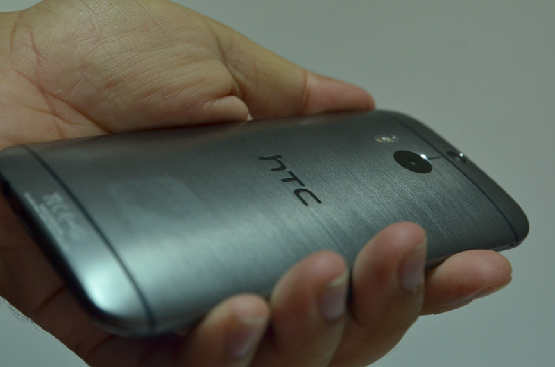 แรกสัมผัส HTC One (M8) สมาร์ทโฟนในฝันของใครหลายคน