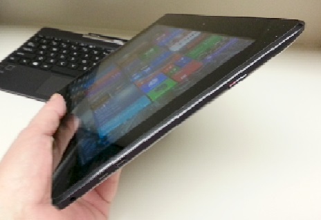 10 เหตุผลที่คุณจะซื้อ Windows tablet แทนที่จะซื้อ iPad หรือ Android tablet
