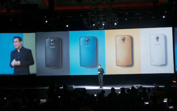 S5 จะมีออกมาทั้งหมด 5 สีด้วยกัน