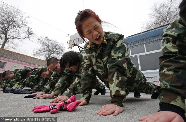 มีหนาว! พาทัวร์เยี่ยมชมค่ายบำบัดเด็กติดเน็ต-เกมส์ในเมืองจีน ชี้ให้เรียนรู้ชีวิตออฟไลน์มากขึ้น
