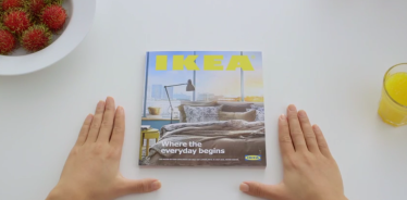 เผยโฉมแคตตาล็อก IKEA 2015 แหม…Apple มาเต็มๆ