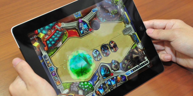 Blizzard เตรียมส่งเกมการ์ดสุดฮิต Heartstone ลง iPhone และ Android