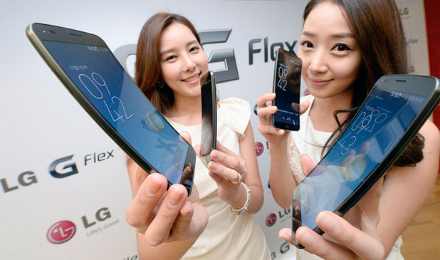 LG เตรียมสานต่อสมาร์ทโฟนจอโค้ง G Flex 2 เปิดตัวต้นปี 2015
