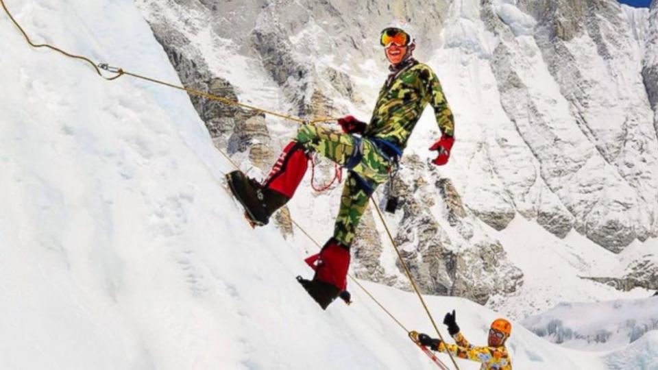 อาลัย…หิมะถล่มคร่าชีวิตผู้บริหาร Google ระหว่างปีนเขาเอเวอเรสต์
