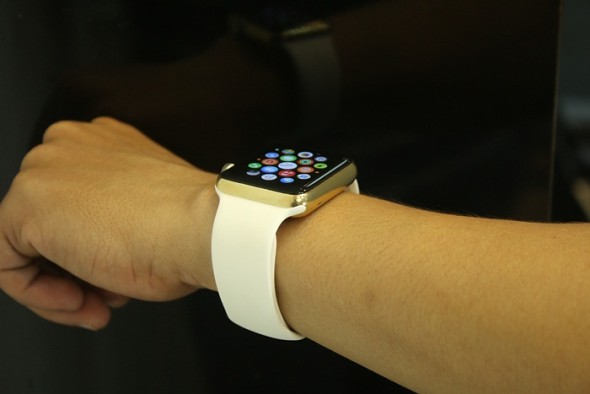 บริษัทเวียดนามบริการเคลือบทอง 18K บน Apple Watch สนนราคาเหยียบ 3 หมื่น