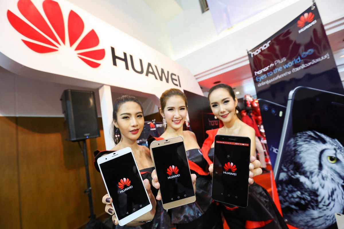 เปิดตัว Huawei Honor 6 Plus สมาร์ทโฟนเรือธง 2 กล้อง ถ่ายรูปหลังเบลอขั้นสุด