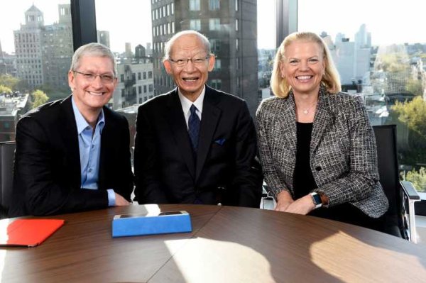 japan-post-group-ibm-and-apple-partner-to-improve-quality-of-life-of-seniorsxxx