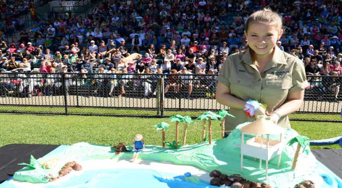 Bindi Irwin ลูกสาว Crocodile Hunter พร้อมสานตำนานของผู้เป็นพ่อแล้ว