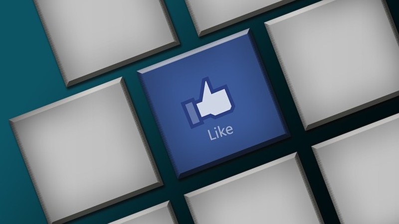 ชายคนหนึ่งถูกจับกุมเพราะกด “Like” โพสต์บน Facebook แล้วดันมีการแจ้งเตือนไปโผล่ที่แฟนเก่า