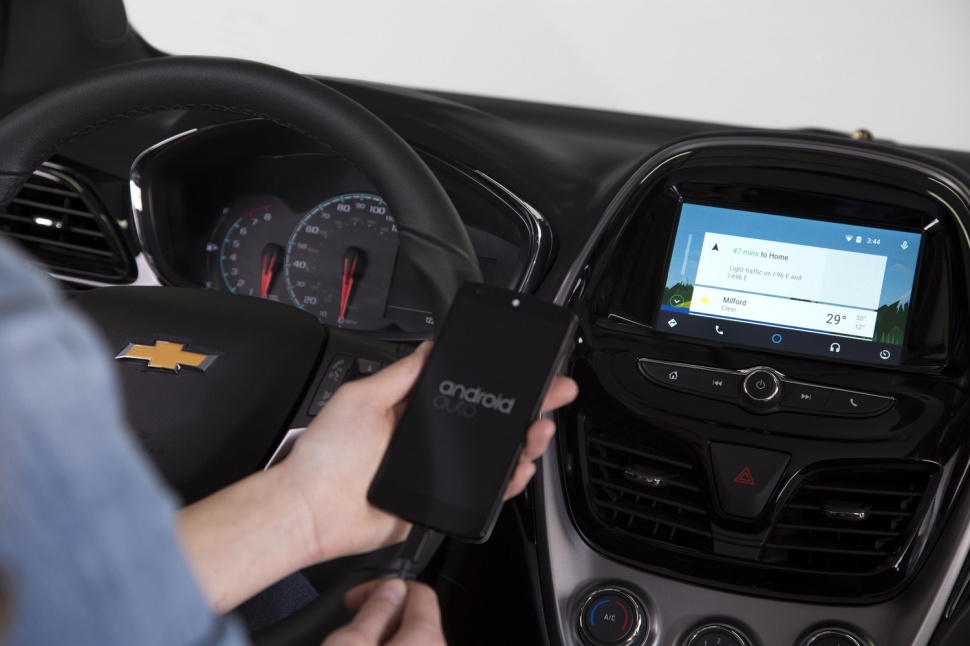 Chevrolet ประกาศออกอัพเดทฟีเจอร์ Android Auto, Apple CarPlay ให้รถรุ่นปี 2016