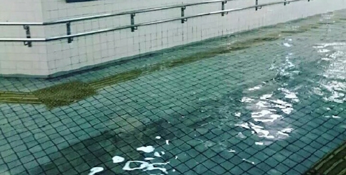 มาดู “น้ำท่วม” ที่ “สถานีรถไฟใต้ดิน” ของญี่ปุ่นกัน พูดเลยว่า “น้ำใสมาก”
