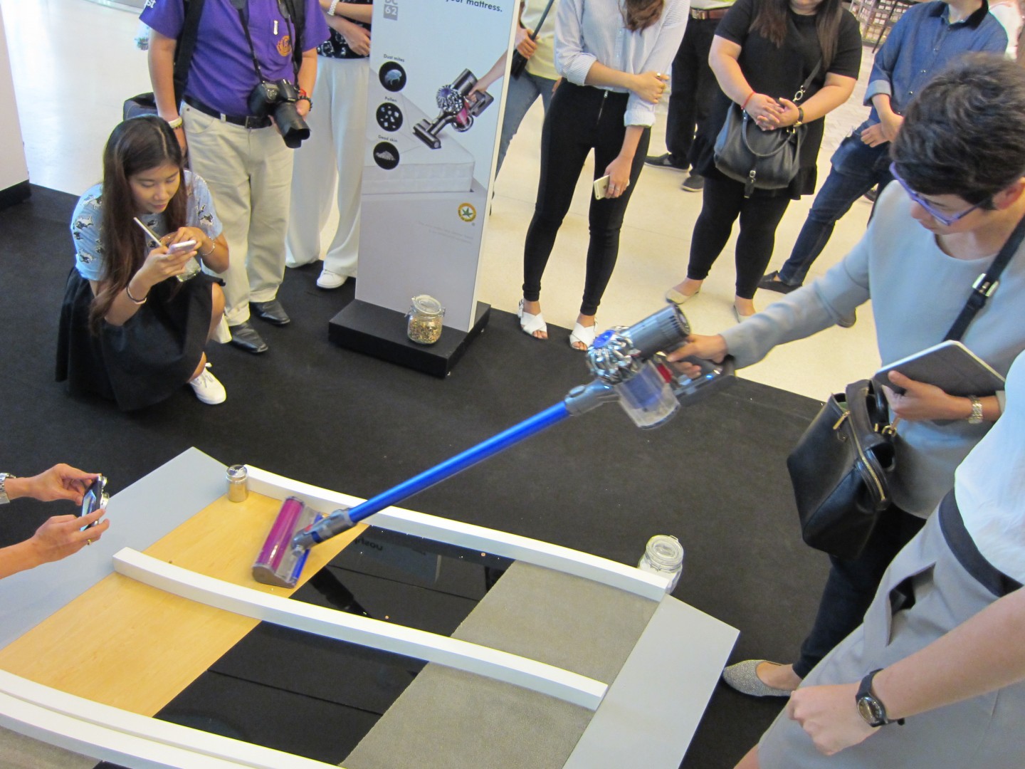 Dyson Fluffy เครื่องดูดฝุ่นแห่งอนาคต ประสิทธิภาพเหนือรูปลักษณ์สุดกระทัดรัด