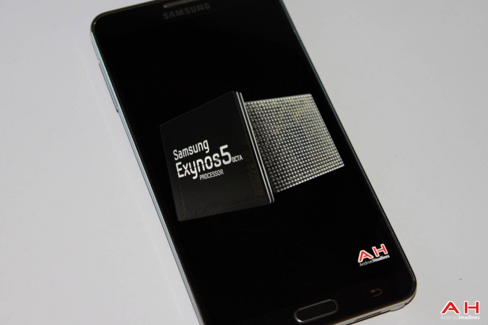 สื่อกิมจิเผย Samsung เตรียมผลิตชิป Exynos 8890 สำหรับใช้กับ Galaxy S7 ธันวานี้