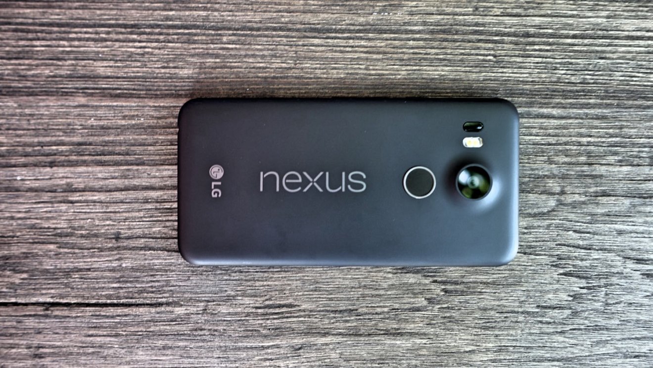 ผู้ใช้งานพบปัญหา Nexus 5x ร้อนและละลายเองเฉย!?