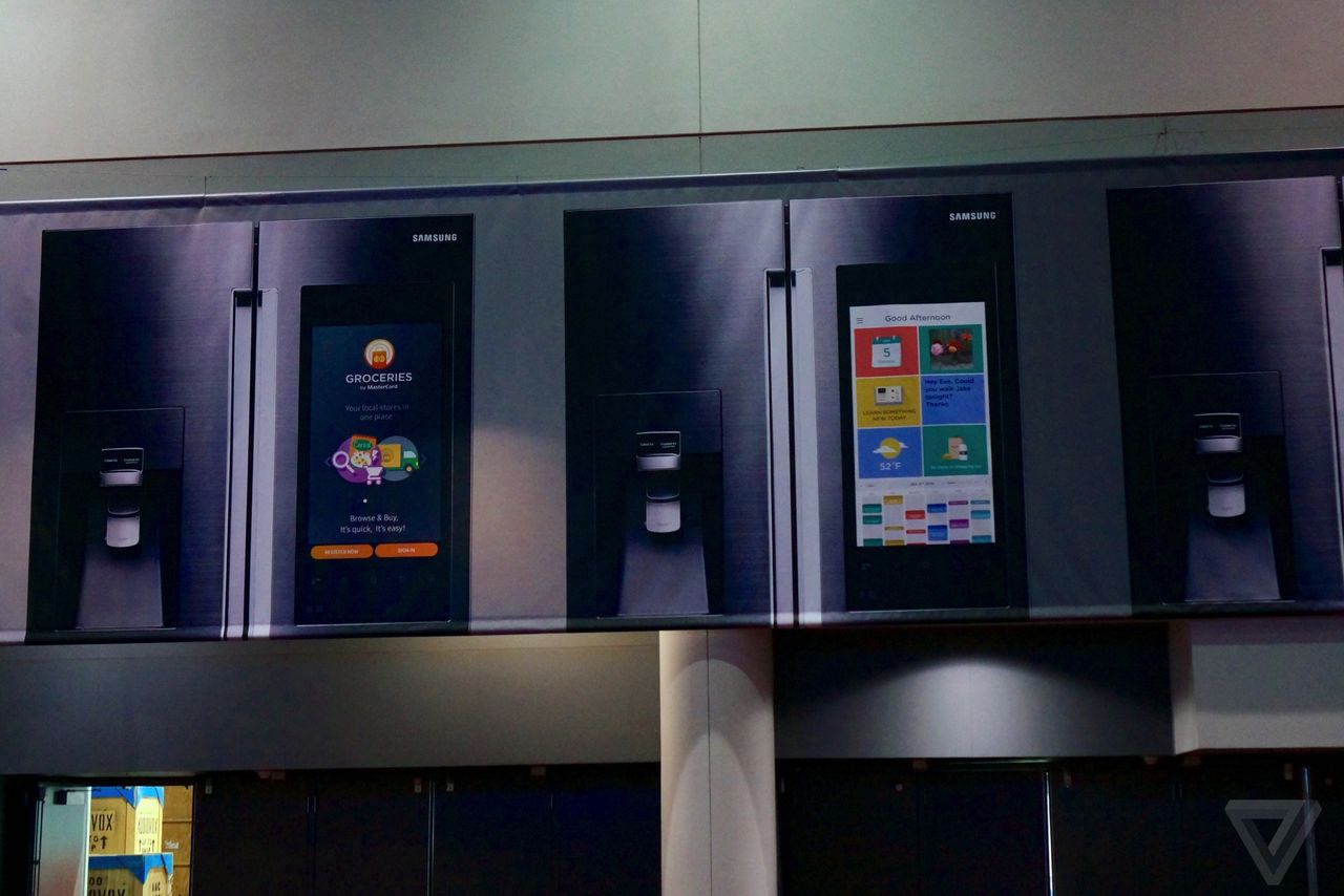 Samsung จะติดตั้งหน้าจอทัชกรีนให้ตู้เย็นรุ่นใหม่ ในงาน CES 2016