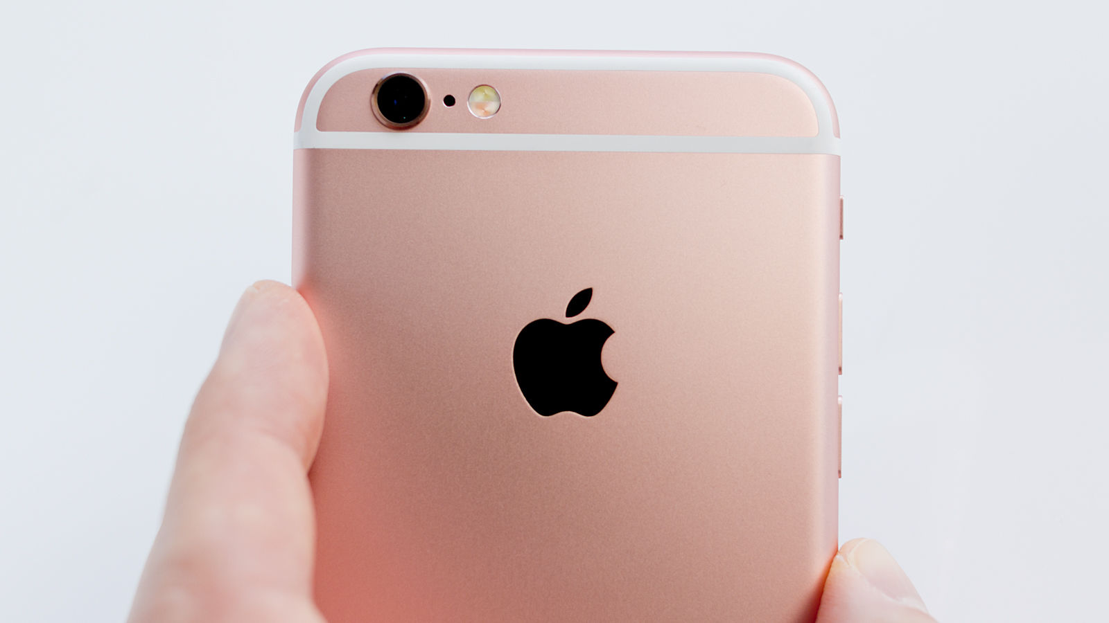 ให้มันเป็นสีชมพู! Apple เตรียมเปิดตัว iPhone 5se, iPad และ MacBook สี Rose Gold