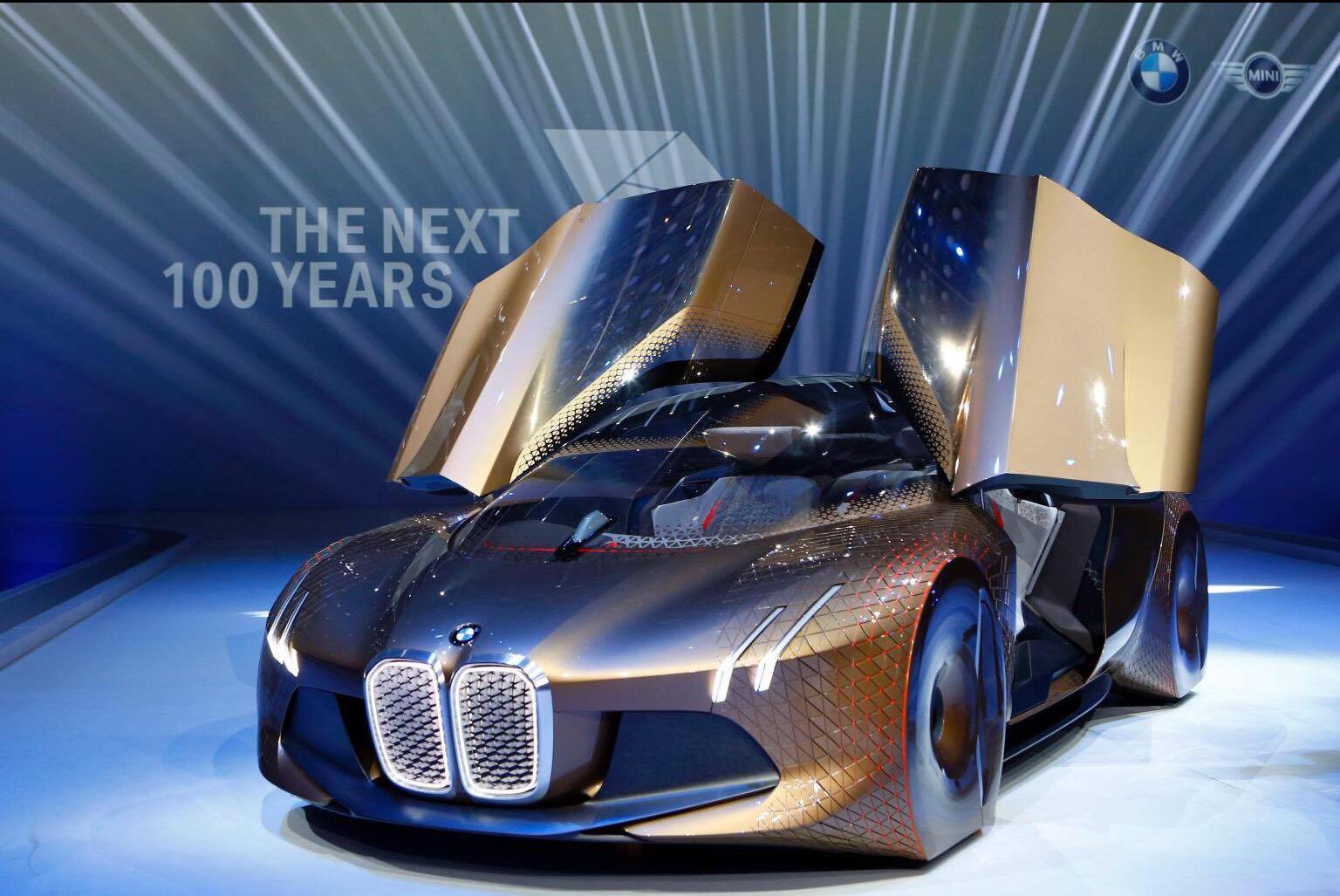BMW เผยโฉมคอนเซปต์รถยนต์แห่งอนาคตอีก 100 ปีข้างหน้า