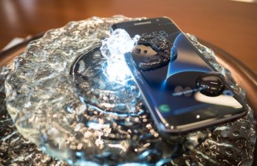 เปิดเผยเคล็ดลับ “เทคโนโลยีกันน้ำ” ของ Samsung Galaxy S7 และ S7 Edge