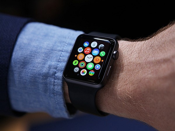 ผลสำรวจชี้ 60% ของผู้ใช้ Apple Watch ยินดีซื้อ Apple Watch 2 ทั้งที่ยังไม่เห็นของจริง