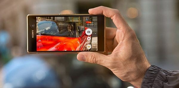 ลือกันว่า  Sony จะเปิดตัว Xperia M Ultra หน้าจอ 6 พร้อมกล้องหลัง 23 ล้านพิกเซล 2 ตัว