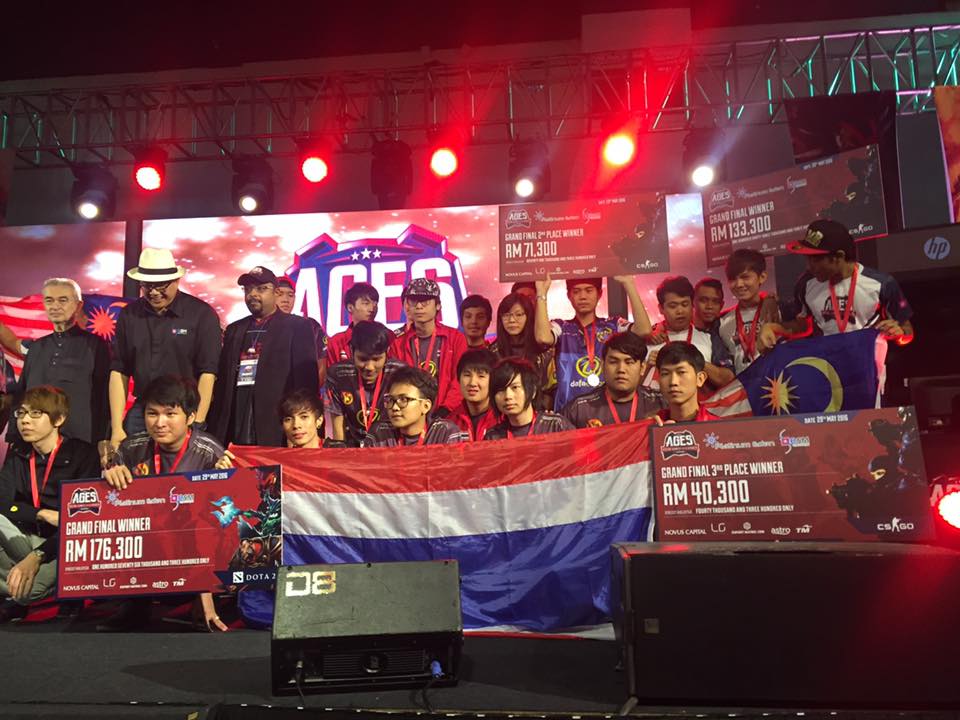เด็กไทยเจ๋ง !! กวาดเงินล้านคว้าแชมป์งานแข่งเกมระดับอาเซียน AGES 2016