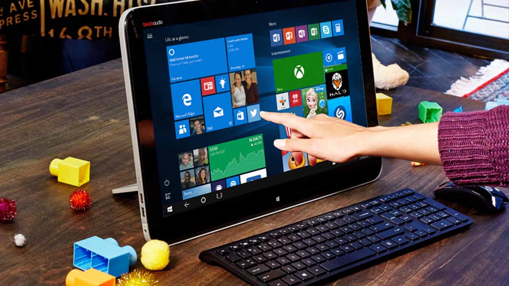 Windows 10 ฉลองยอด 300 ล้านเครื่อง พร้อมกับออกเตือนของฟรีใกล้หมดแล้ว!