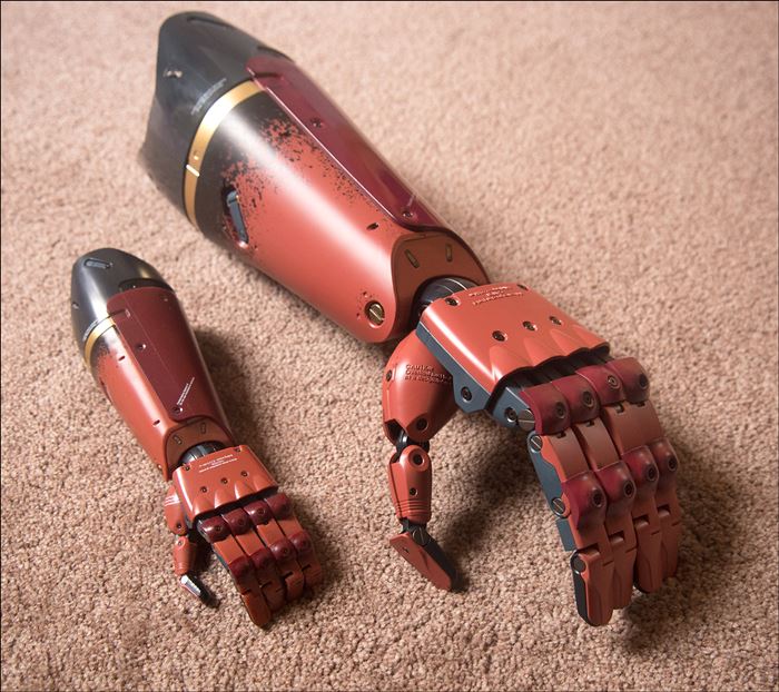 MGSV-Bionic-Arms-Compared
