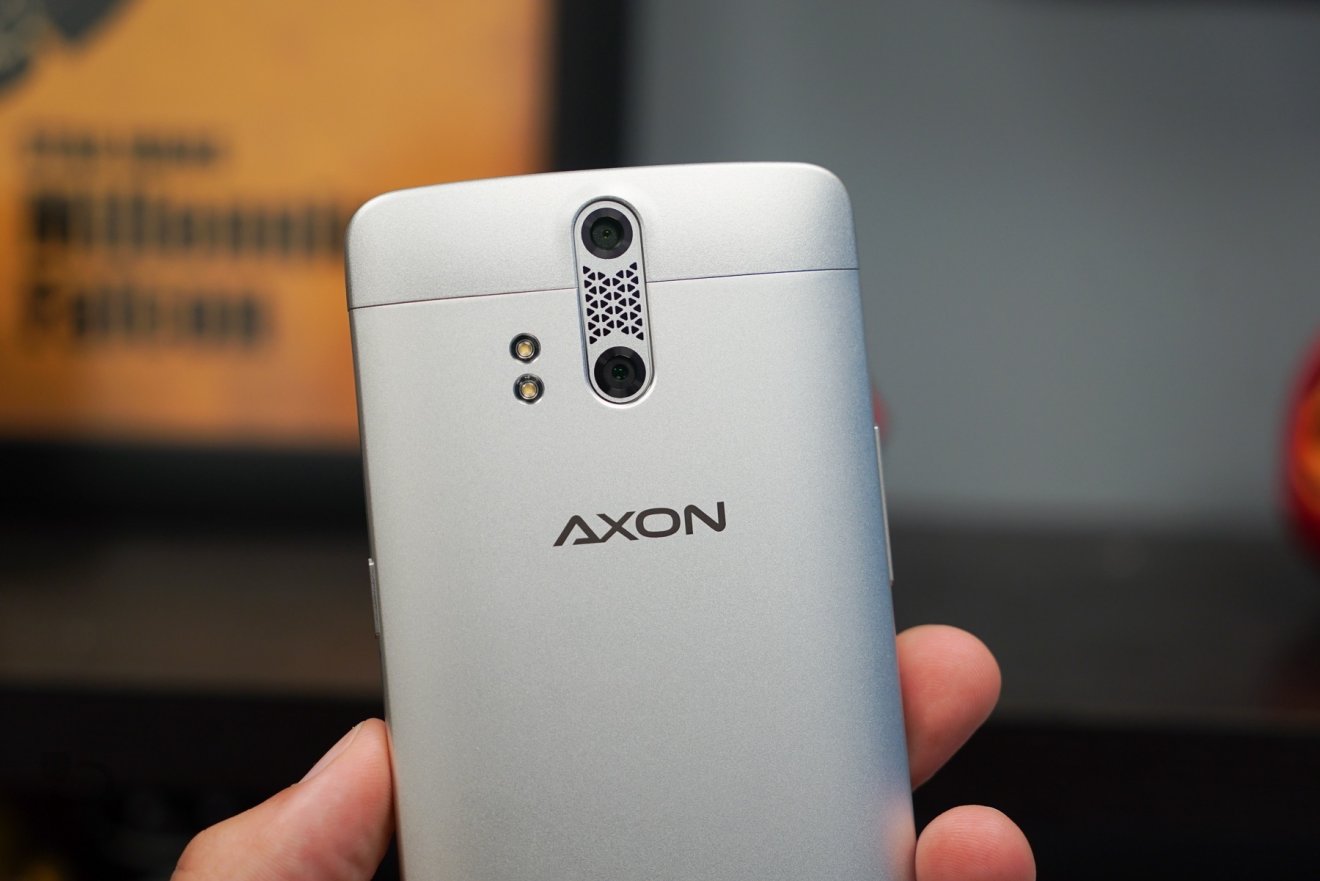 Axon 7