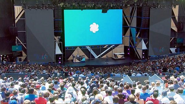 รอไปก่อน! Daydream VR ของ Google ยังไม่มีสมาร์ทโฟนใดรองรับได้