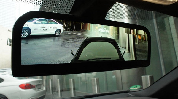รถยนต์ที่ไม่มีกระจกหลัง หน้าตาจะเป็นอย่างไร ?