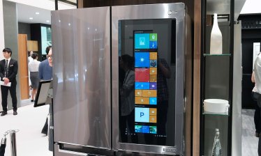 นี่คือตู้เย็น LG ที่ใช้ระบบปฏิบัติการ Windows 10 !!