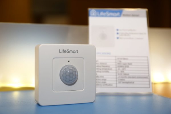 LifeSmart™ Motion Sensor