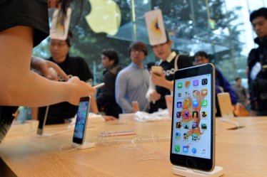 Apple ปรับลดราคา iPhone 6s และ iPhone SE ถอด iPhone 6 ออกเรียบร้อย