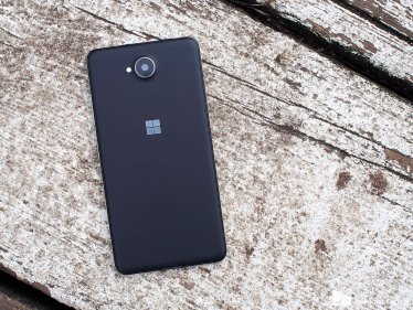 ลาก่อน Lumia เตรียมพบ Surface Phone จาก Microsoft ปลายปีนี้