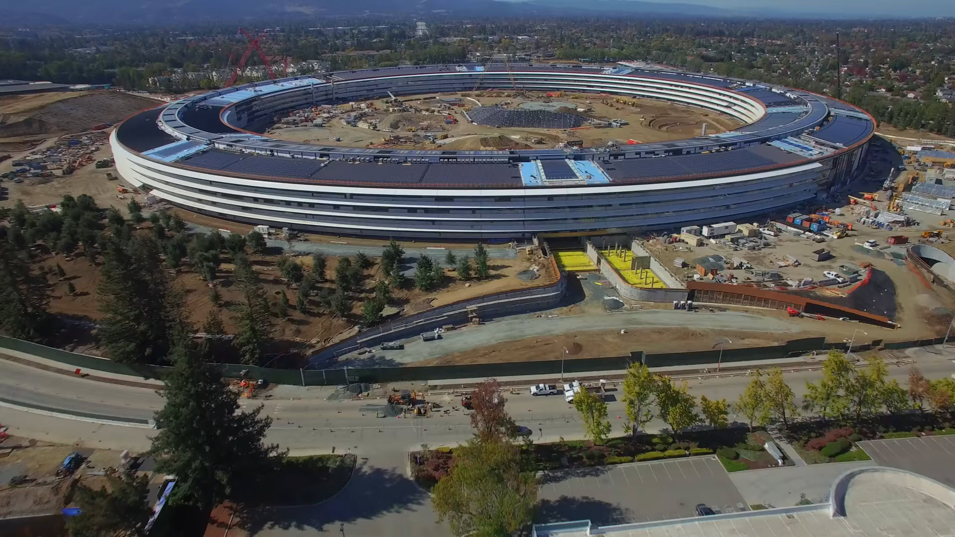 อัพเดทประจำเดือนกับความคืบหน้ายานแม่ Apple Campus 2 ประจำเดือนพฤศจิกายน