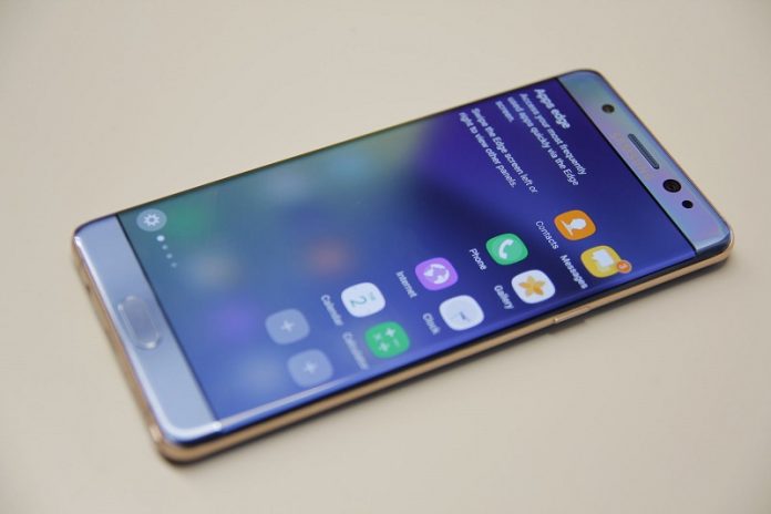 ยังเหนียวแน่น! ผลสำรวจชี้ 70% ของลูกค้า Note 7 จะยังภักดีใช้ Samsung เหมือนเดิม