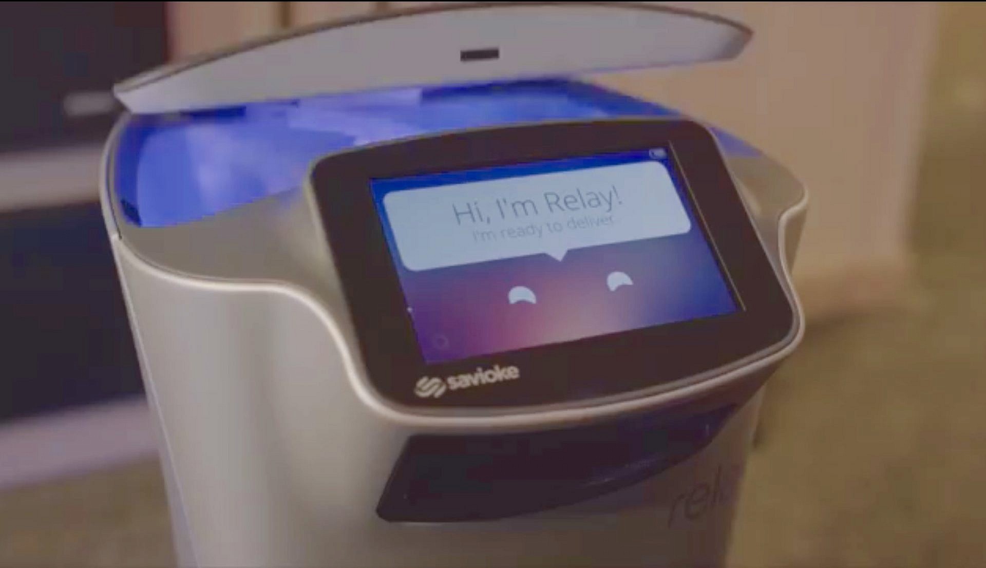 Relay หุ่นยนต์สุดเจ๋งที่สามารถส่งอาหารให้กับผู้เข้าพักในโรงแรมได้ด้วยตนเอง