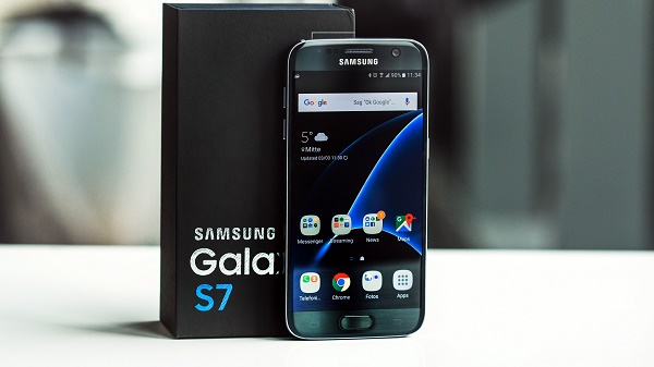 Samsung ผงาด! Galaxy S7 คว้าชัยสมาร์ทโฟนยอดเยี่ยมเหนือ iPhone จากงาน EE Pocket – Lint Awards 2016