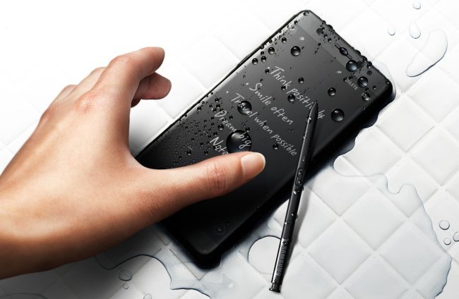 glossy-black-galaxy-s7