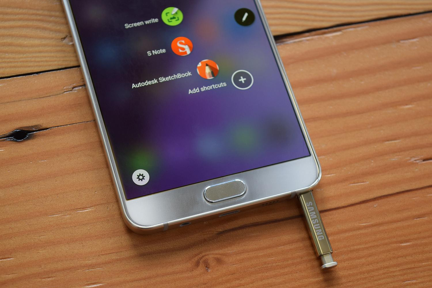 แฟนๆ เฮ Samsung กำลังพัฒนา Android 7 สำหรับ Galaxy Note 5 และ Tab S2