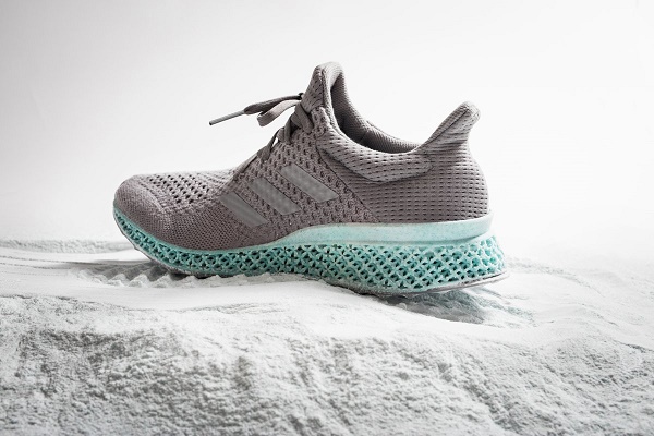 Adidas เตรียมวางขายรองเท้าผลิตจากขยะในทะเล: มีแค่ 7,000 คู่เท่านั้น