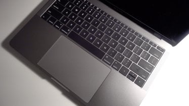 พบปัญหาการใช้งาน Gesture แบบสามนิ้วบน MacBook Pro รุ่นใหม่
