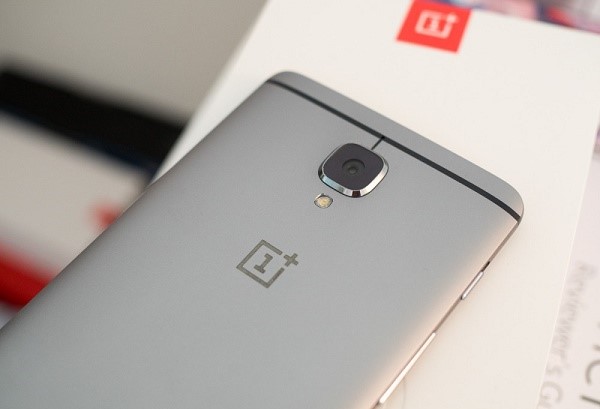 oneplus-3-back-top-logo