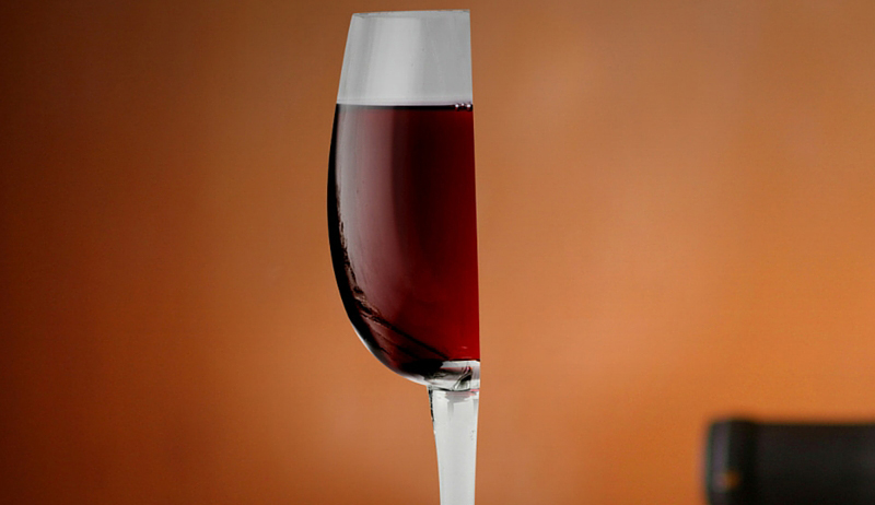 นี่สิถึงเรียก “ครึ่งแก้วของจริง” Happy Half Wine Glass