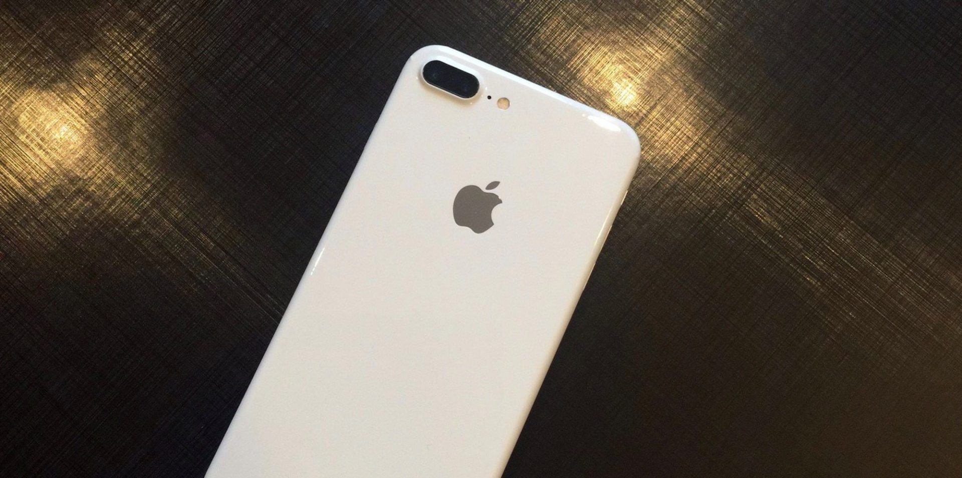 เผยคลิปยลโฉม iPhone 7/7 Plus สีขาว Jet White ลุ้นอาจได้เห็นวางขายจริงปีหน้า