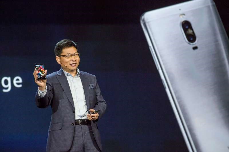 Huawei รุกสร้างนวัตกรรมปฏิวัติวงการมือถือ เผยยอดขายปี 59 โตกว่า 40%