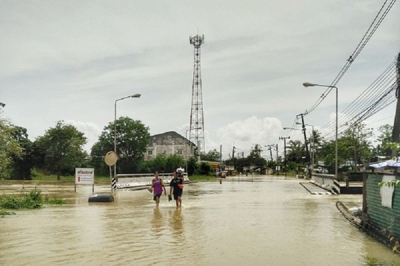 ค่ายมือถือในไทย ห่วงใยวิกฤตน้ำท่วมภาคใต้ออกมาตรการเยียวยา พร้อมดูแลเครือข่ายเต็มที่